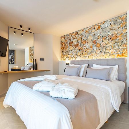 Pathos Seaside Suites Faliraki Oda fotoğraf